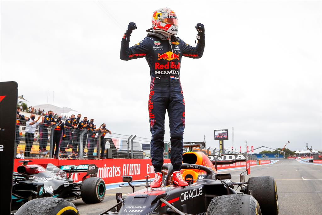 O Verstappen πετυχαίνει την τρίτη σερί νίκη της Honda στο γαλλικό GP