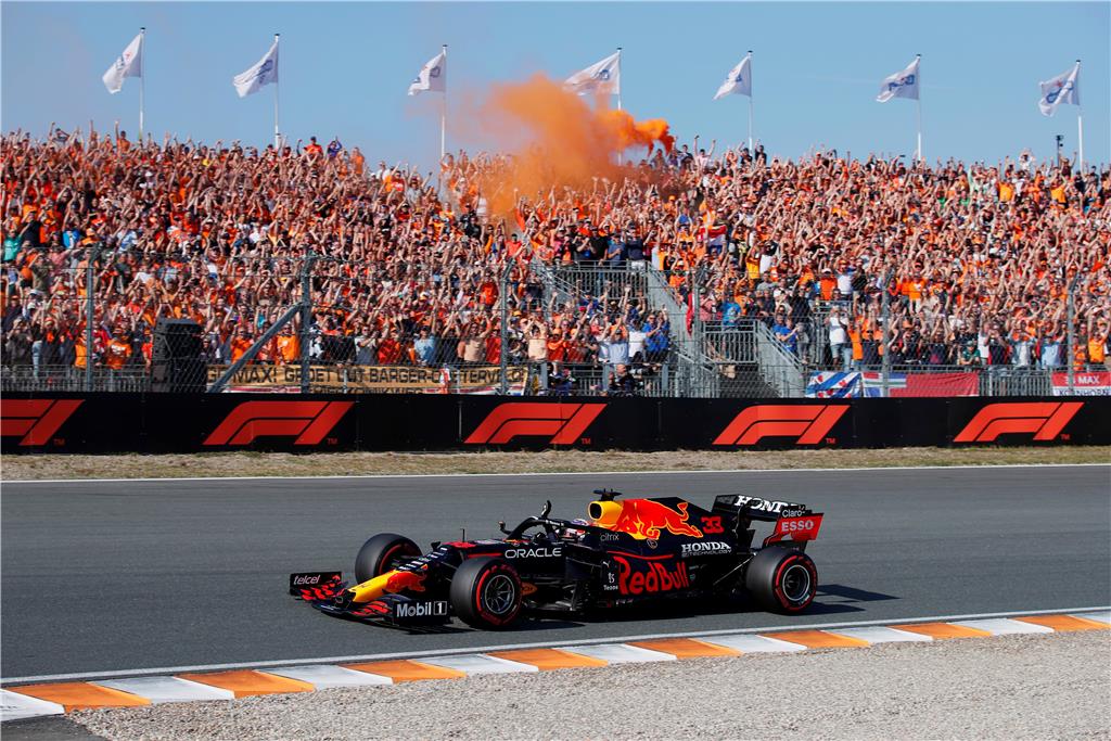 Ο Verstappen ΚΕΡΔΙΖΕΙ το Ολλανδικό Grand Prix με τη Honda