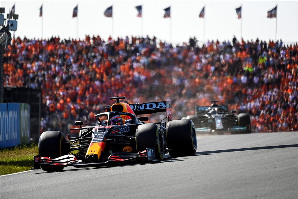 Ο Verstappen ΚΕΡΔΙΖΕΙ το Ολλανδικό Grand Prix με τη Honda