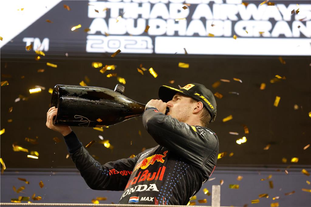 Ο Max Verstappen είναι ο παγκόσμιος πρωταθλητής οδηγών της F1 με τη Honda