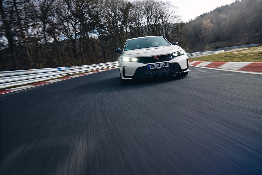 Το νέο Honda Civic Type R ανακτά το ρεκόρ γύρου του Nürburgring στα FWD αυτοκίνητα παραγωγής